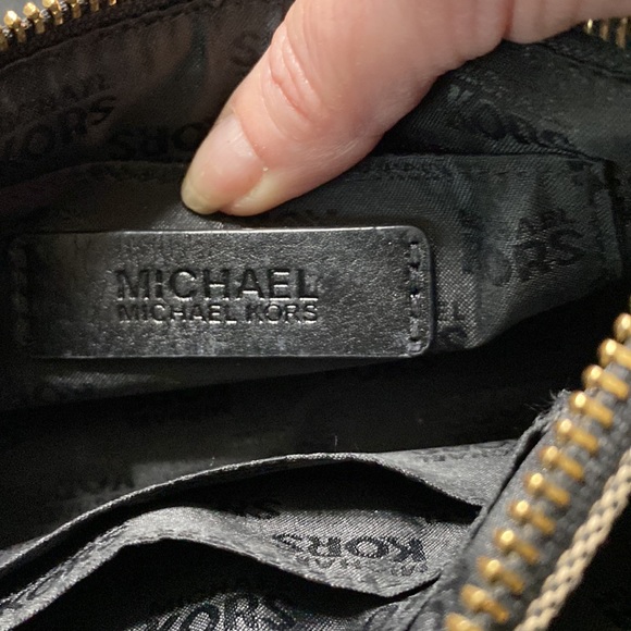 Michael Kors Cosmetics Bag - Picture 9 of 10